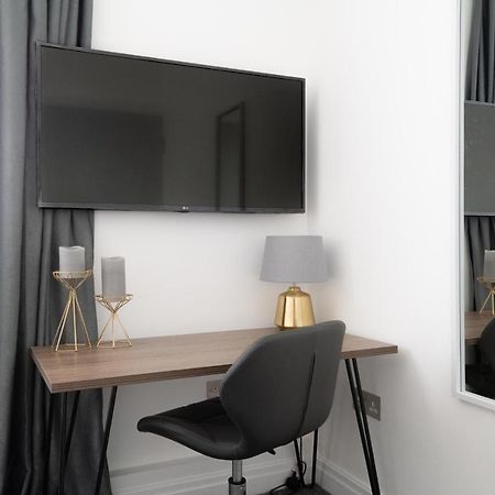 Stunning And Spacious 4 Bed Apr Next To Bricklane 런던 외부 사진