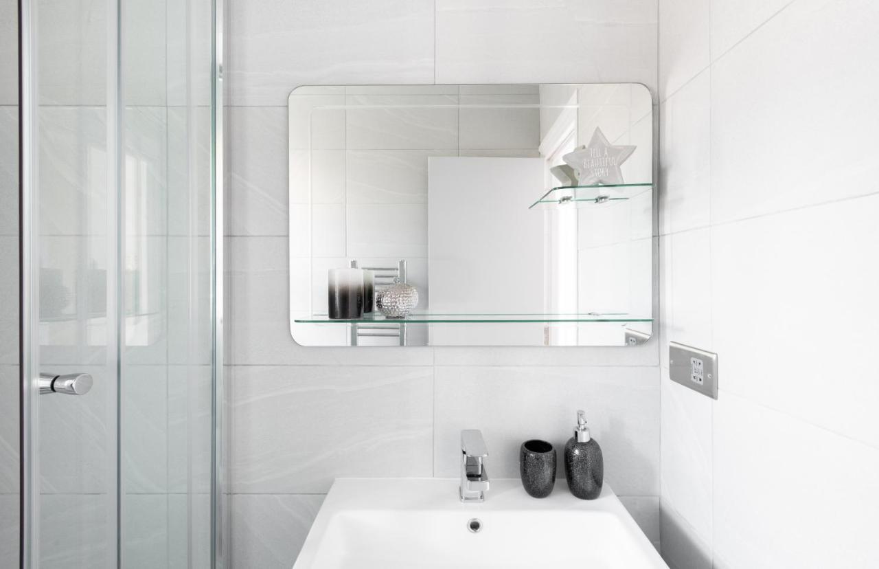 Stunning And Spacious 4 Bed Apr Next To Bricklane 런던 외부 사진